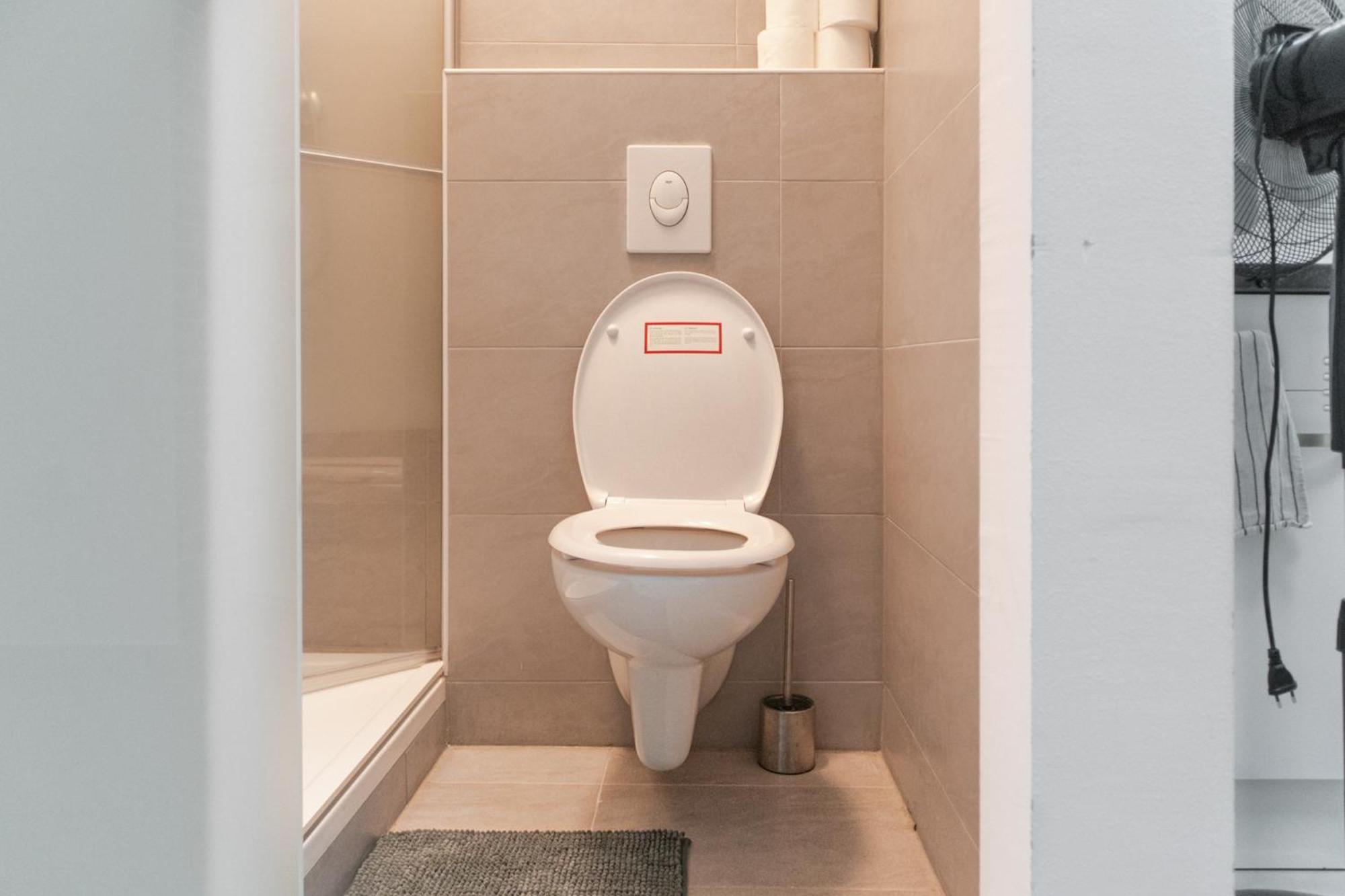 Budget City Stay - Near Wiener Stadthalle Ideal For Longstays Viena Exterior foto